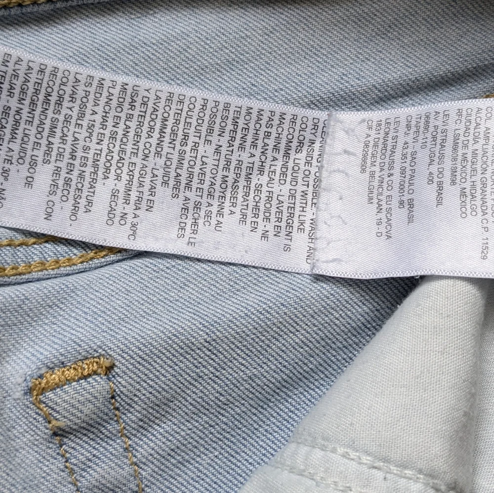 Levi's Wedgie Skinny 💙 - Picture 9 of 9